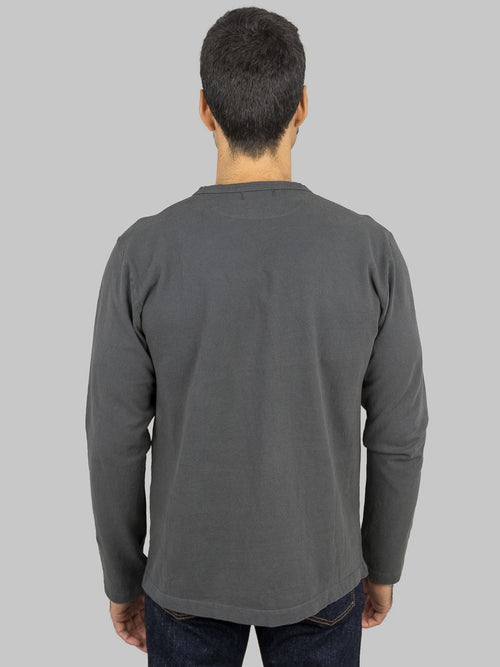 Freenote Cloth 13 Ounce Henley Long Sleeve Midnight grey model back fit