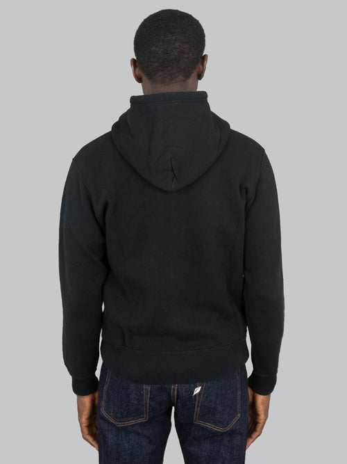 the flat head thermal zip hoodie black model back fit