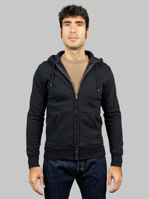 UES hoodie Zip Parka black model front fit